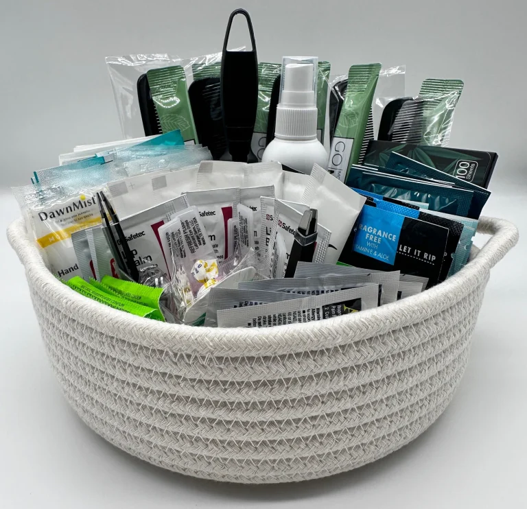 What to Put in a Wedding Bathroom Basket (17 Ideas Brides Love)