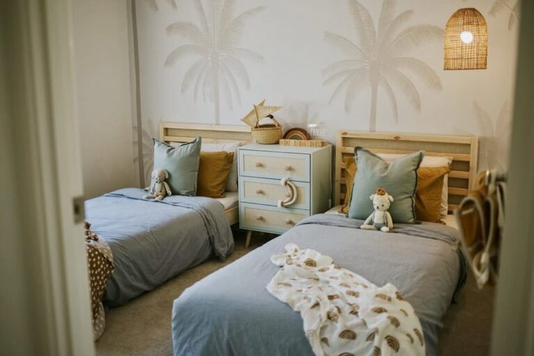 19 Creative Shared Bedroom Ideas for Small Spaces