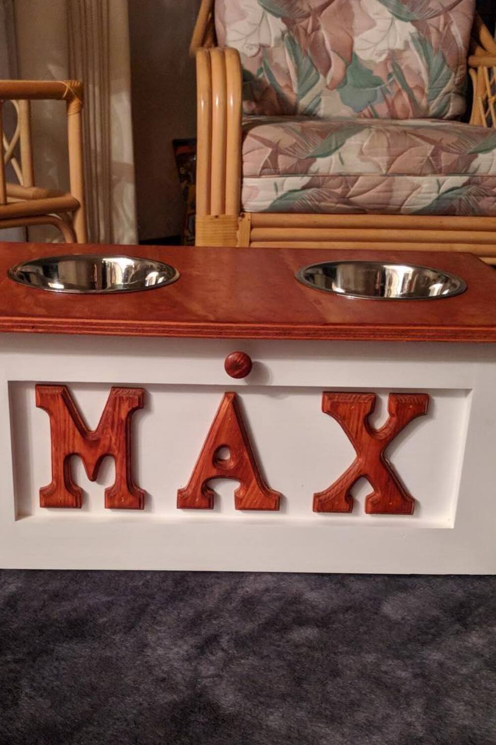 Personalized Wooden Bench Dispenser